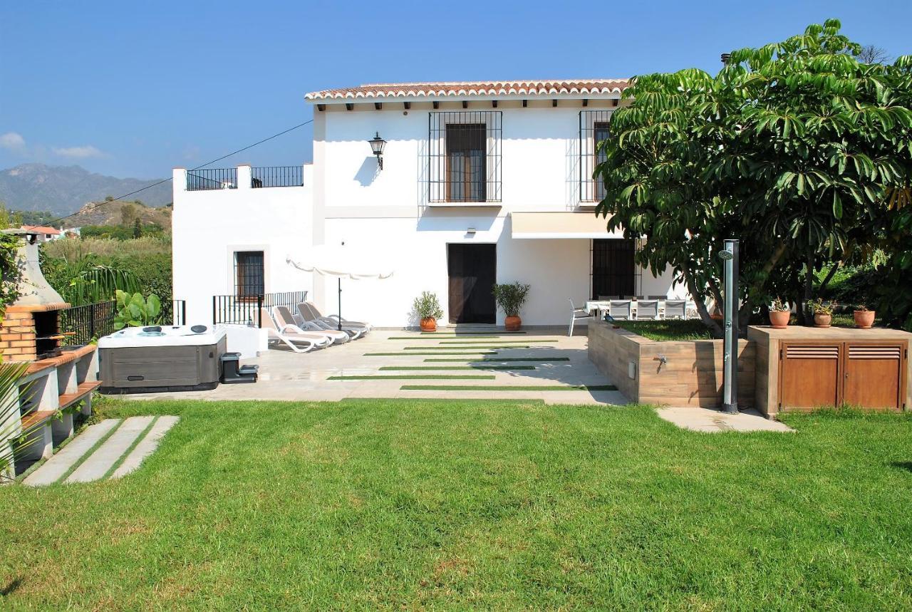 נרחה Villa Monica מראה חיצוני תמונה